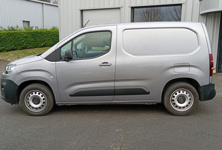 Citroën Berlingo  Van Taille M 650kg BlueHDi 130 EAT8 *Attelage *Protec intérieure bois *Distrib OK