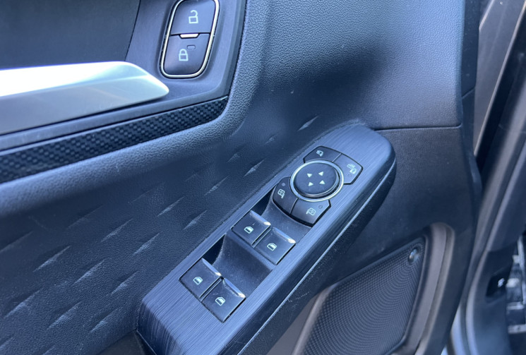 Ford Kuga  2.0 Ecoblue 150 mHEV ST-Line X / Bang & Olufsen / Caméra / Carplay / Keyless