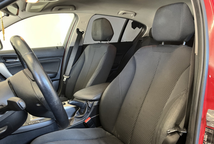 BMW Série 1 116dA Lounge 