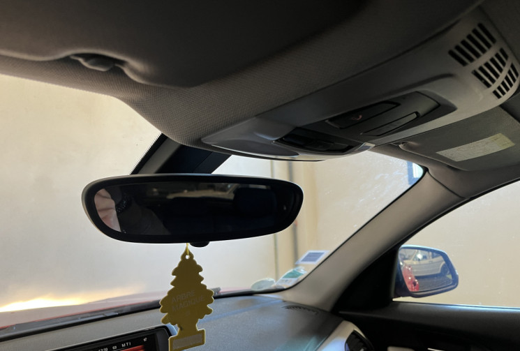 BMW Série 1 116dA Lounge 