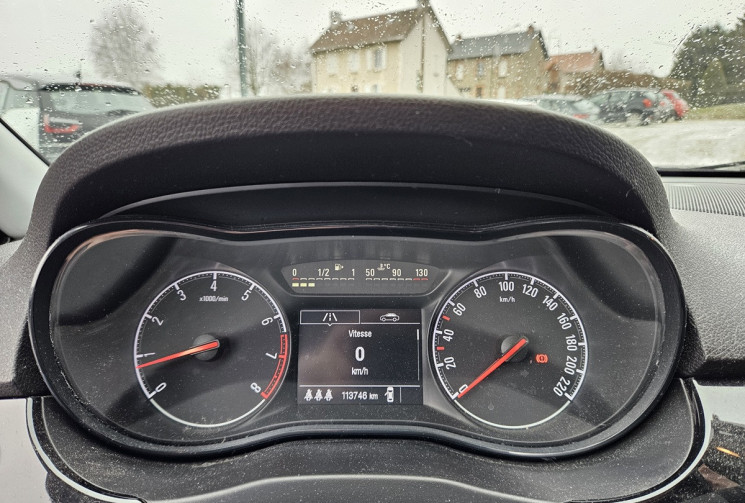 Opel Corsa V 1.4i 90 EDITION 5P