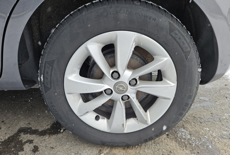 Opel Corsa V 1.4i 90 EDITION 5P