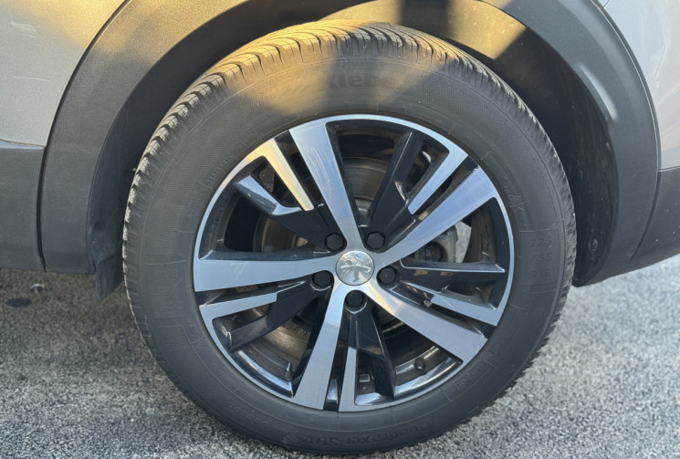 Peugeot 3008  130ch / Carplay / GPS / Kit distri. neuf