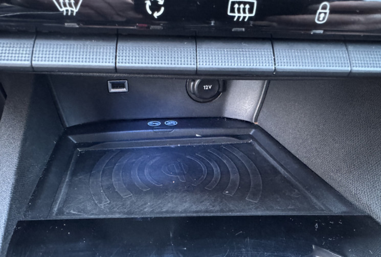 Peugeot 3008  130ch / Carplay / GPS / Kit distri. neuf