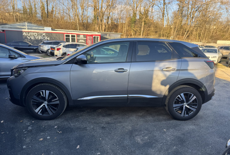 Peugeot 3008  130ch / Carplay / GPS / Kit distri. neuf