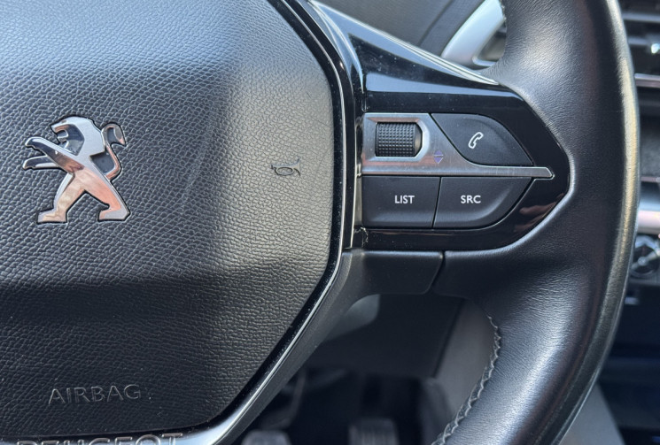 Peugeot 3008  130ch / Carplay / GPS / Kit distri. neuf