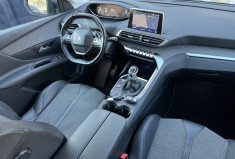 Peugeot 3008  130ch / Carplay / GPS / Kit distri. neuf