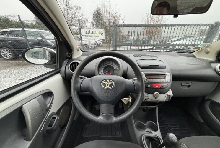 Toyota Aygo 1.0 / 68 CH / CLIM 
