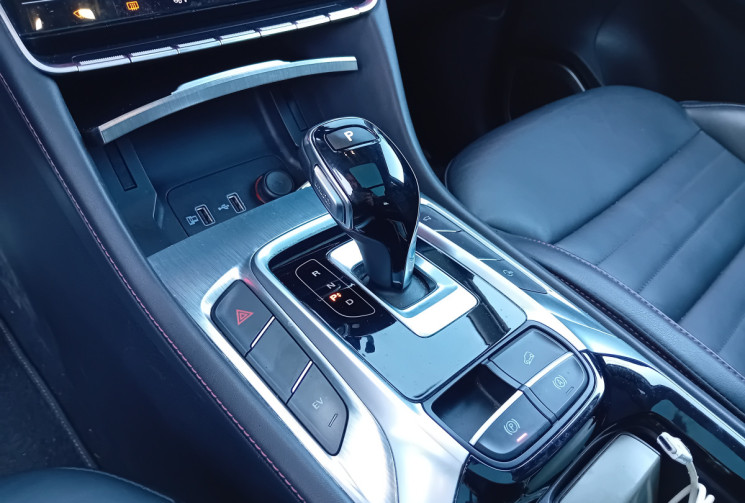 MG EHS 1.5T GDI 258ch PHEV Luxury - Toit Ouvrant - 