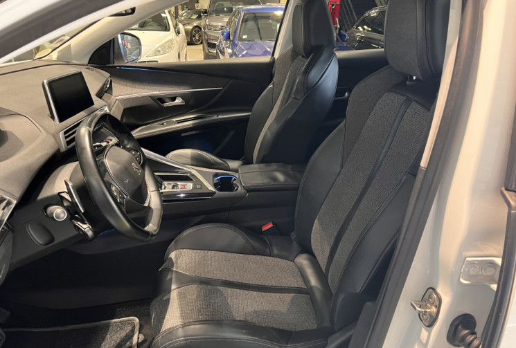 Peugeot 3008 120 CH EAT6 ALLURE 