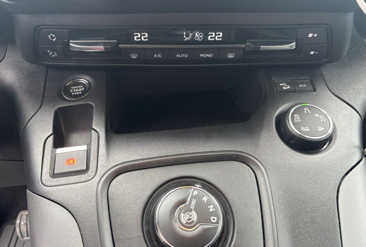 Toyota PROACE City 1.2 VVT-I 130 CITY VERSO LONG DESIGN/ CARPLAY / ENTRETIEN TOYOTA / GARANTIE 12 MO