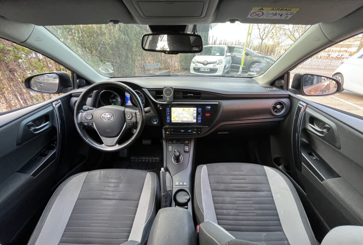 Toyota AURIS TECHNOLINE 136H 98 VVT-i 