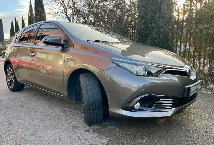 Toyota AURIS TECHNOLINE 136H 98 VVT-i 