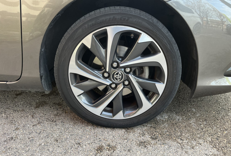 Toyota AURIS TECHNOLINE 136H 98 VVT-i 