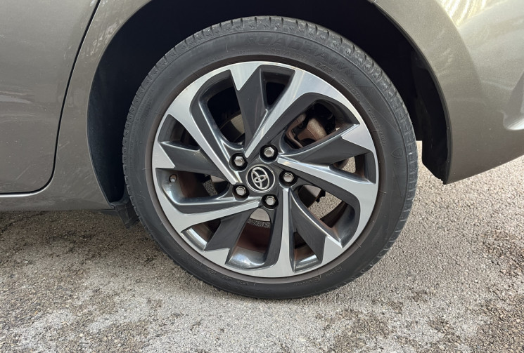 Toyota AURIS TECHNOLINE 136H 98 VVT-i 