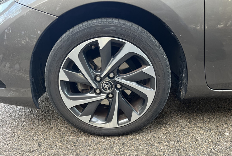 Toyota AURIS TECHNOLINE 136H 98 VVT-i 