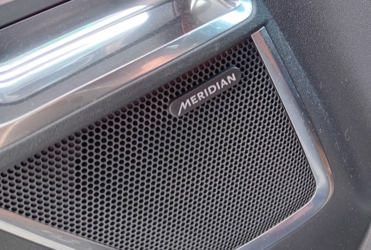 Jaguar E-Pace 180 CV SE AWD - TOIT OUVRANT - SIEGES CUIR - VIRTUAL COCKPIT