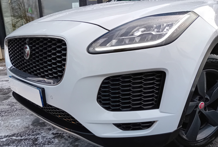 Jaguar E-Pace 180 CV SE AWD - TOIT OUVRANT - SIEGES CUIR - VIRTUAL COCKPIT