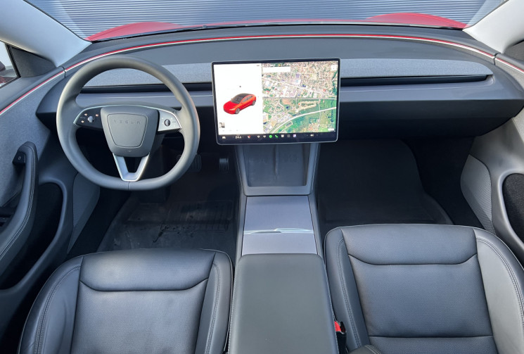 Tesla Model 3 Highland Standard 283 cv 1ére Main - 4 pneus neufs