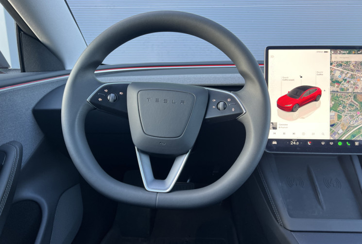 Tesla Model 3 Highland Standard 283 cv 1ére Main - 4 pneus neufs