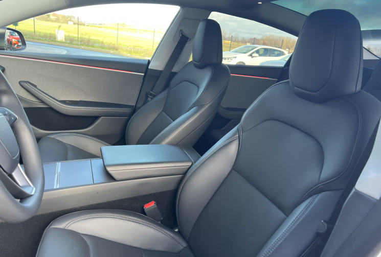 Tesla Model 3 Highland Standard 283 cv 1ére Main - 4 pneus neufs