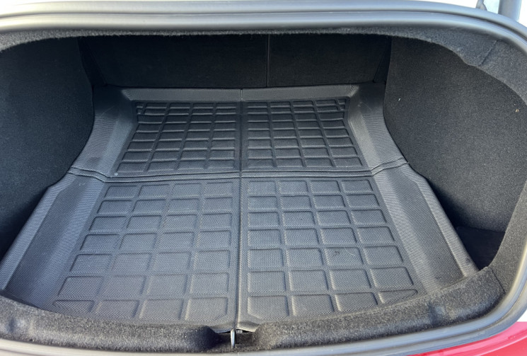 Tesla Model 3 Highland Standard 283 cv 1ére Main - 4 pneus neufs