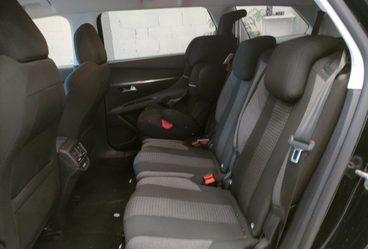 Peugeot 5008 1.5L BlueHDi 130ch SS EAT8 Active Business / RADAR AV + AR / CLIM AUTO / GPS 