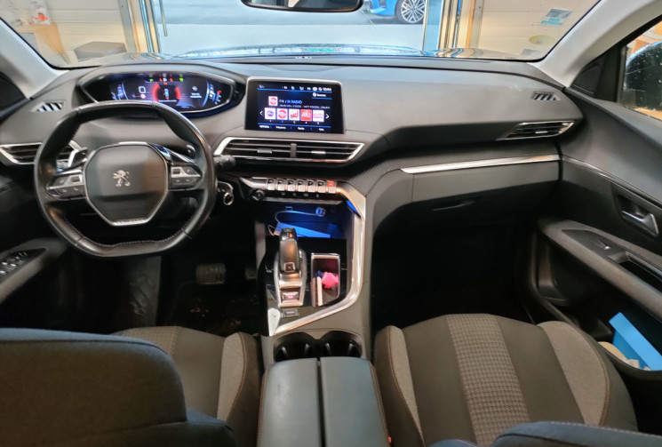 Peugeot 5008 1.5L BlueHDi 130ch SS EAT8 Active Business / RADAR AV + AR / CLIM AUTO / GPS 