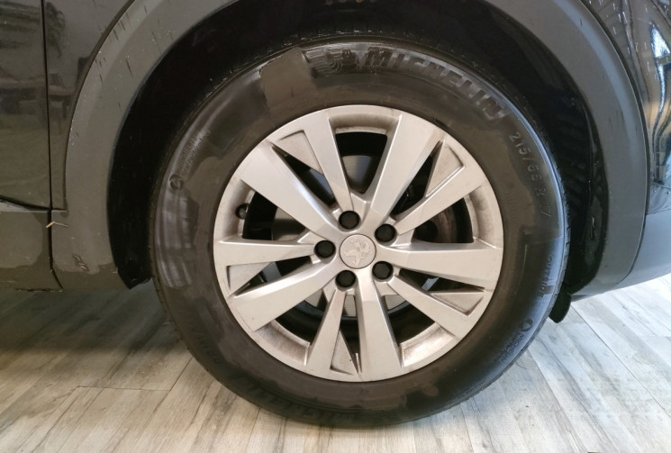 Peugeot 5008 1.5L BlueHDi 130ch SS EAT8 Active Business / RADAR AV + AR / CLIM AUTO / GPS 