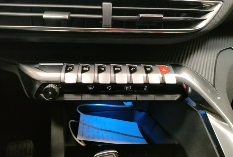 Peugeot 5008 1.5L BlueHDi 130ch SS EAT8 Active Business / RADAR AV + AR / CLIM AUTO / GPS 