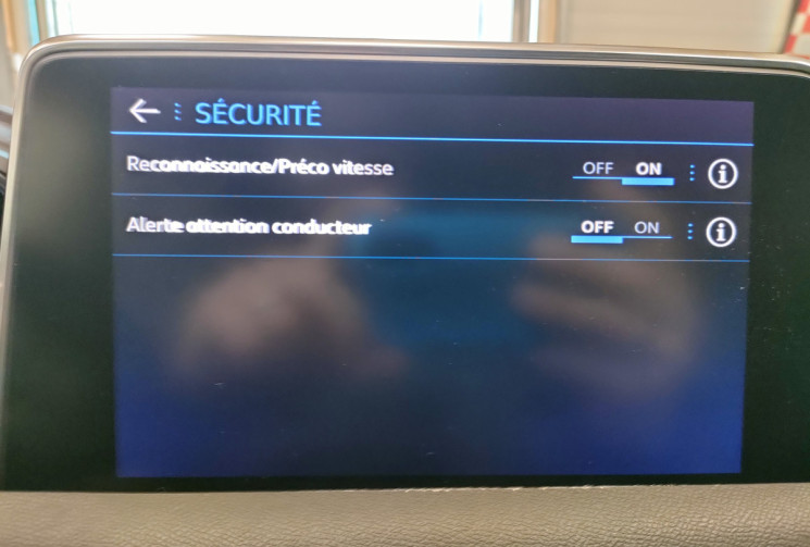 Peugeot 5008 1.5L BlueHDi 130ch SS EAT8 Active Business / RADAR AV + AR / CLIM AUTO / GPS 