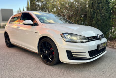 Volkswagen Golf 7 GTD 2.0 TDI 184 / SUIVI D'ENTRETIEN / DYNAUDIO / CAMERA / SIEGES CHAUFFANTS