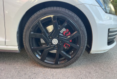 Volkswagen Golf 7 GTD 2.0 TDI 184 / SUIVI D'ENTRETIEN / DYNAUDIO / CAMERA / SIEGES CHAUFFANTS