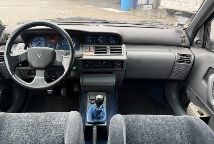 Renault Clio 2.0 150 Williams phase 1 numéroté 0851