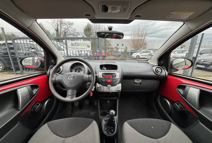 Toyota Aygo 1.0 / 68 CH / ACTIVE 