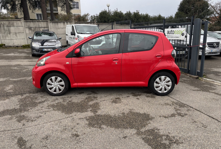 Toyota Aygo 1.0 / 68 CH / ACTIVE 