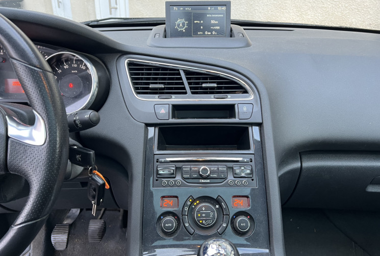 Peugeot 5008 I Phase 2 1.6 e-HDi 120 cv STYLE