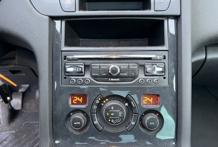 Peugeot 5008 I Phase 2 1.6 e-HDi 120 cv STYLE