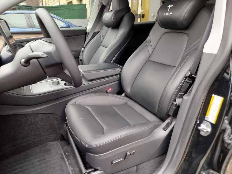 Tesla Model Y Long Range 347 cv