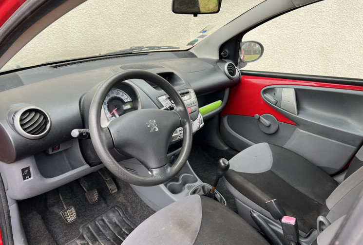 Peugeot 107 5 Portes 1.0 i 12V 68 cv