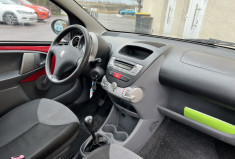 Peugeot 107 5 Portes 1.0 i 12V 68 cv