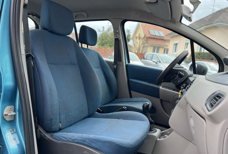 Renault MODUS 1.4 i 16V 98CH 