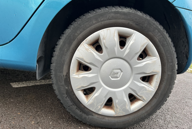 Renault MODUS 1.4 i 16V 98CH 