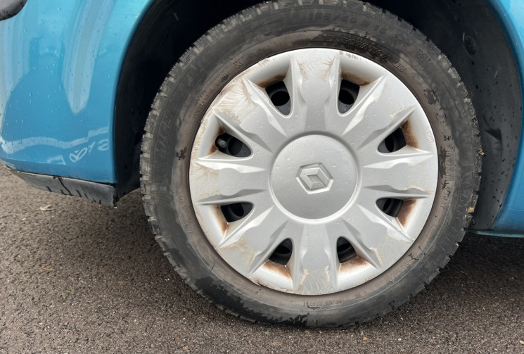 Renault MODUS 1.4 i 16V 98CH 