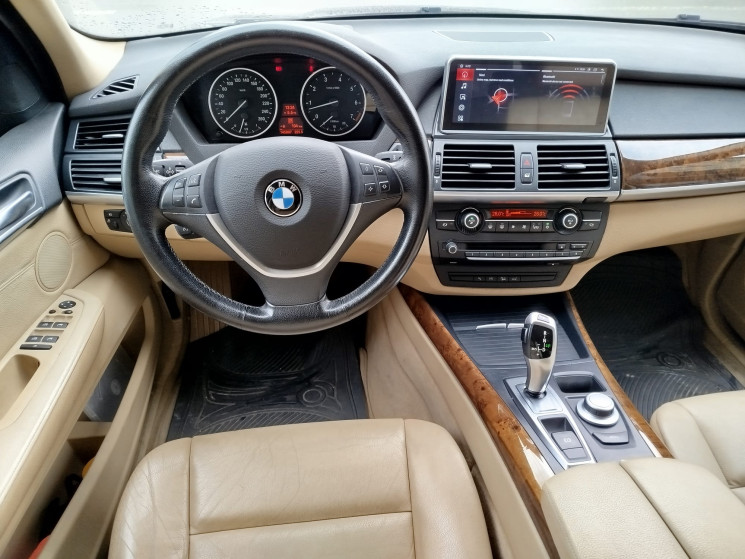 BMW X5 4.8 V8 Luxe / TOIT OUVRANT