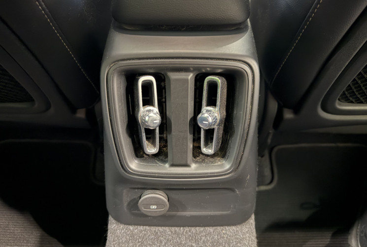 Volvo XC40 T5 RECHARGE TWE 180+82 R-DESIGN DCT7