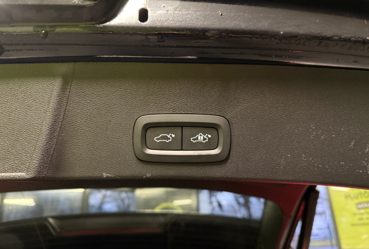 Volvo XC40 T5 RECHARGE TWE 180+82 R-DESIGN DCT7