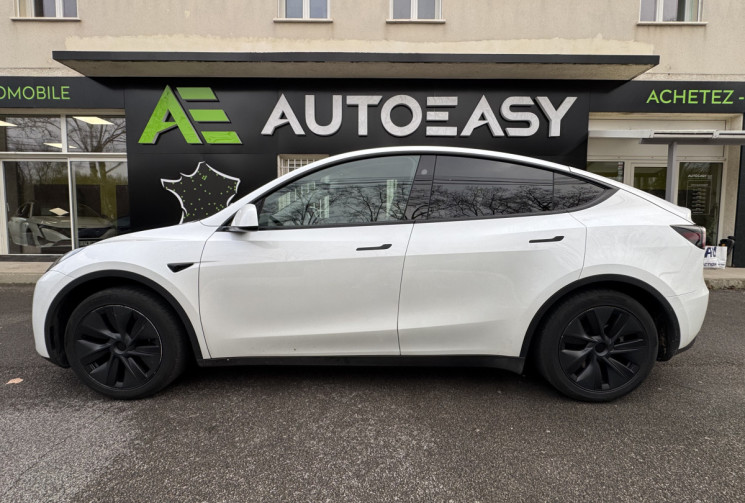 Tesla Model Y Standard RWD 300 ch / 1ere main / TVA apparente / Garantie constructeur 09/2028