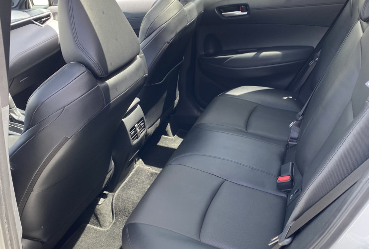 Toyota Corolla CROSS HYBRID 2.0 HEV 197