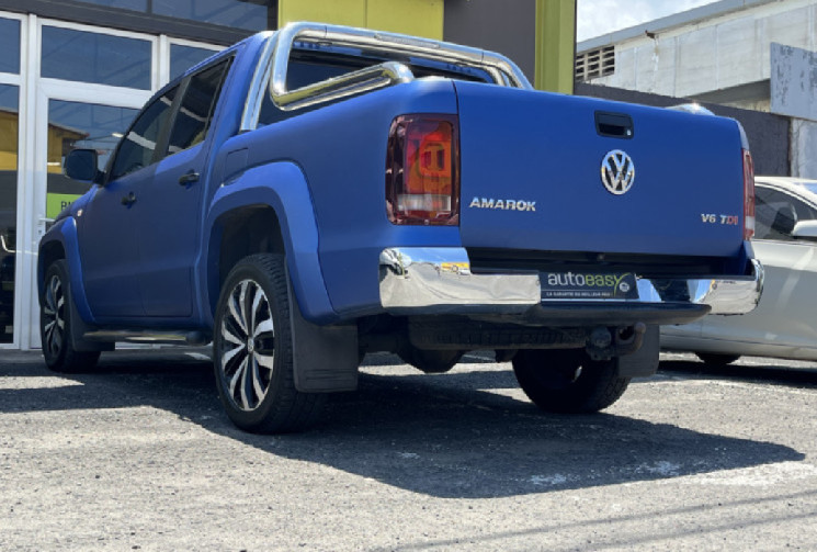 Volkswagen Amarok  Phase 2 Double Cabine 3.0 TDi V6 24V 4Motion 225 cv Boîte auto 4x4 permanent